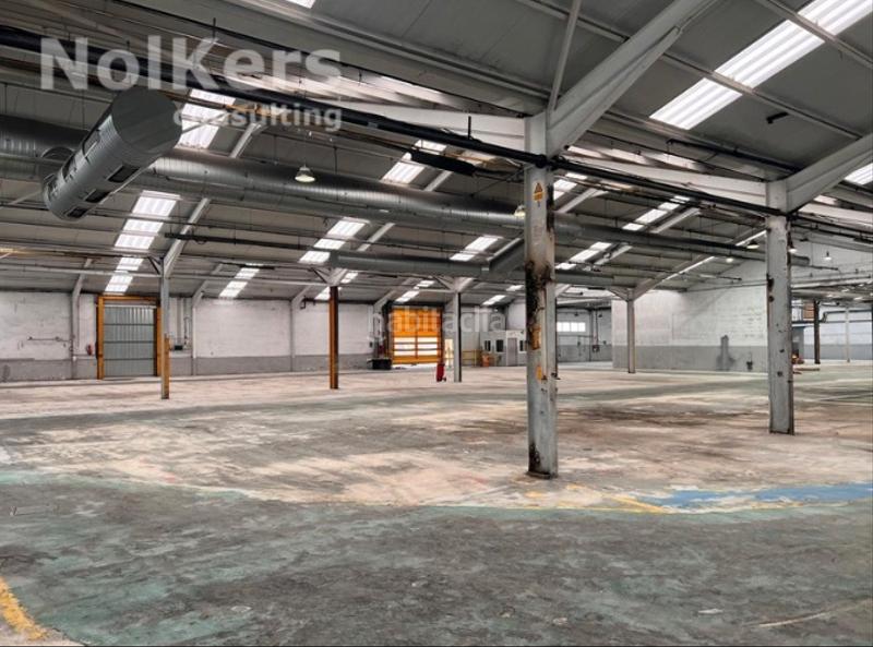 Foto 58bd76ed-9480-4b70-a25c-c58df6742d5b. Location bâtiment à usage industriel avec chauffage dans Terrassa