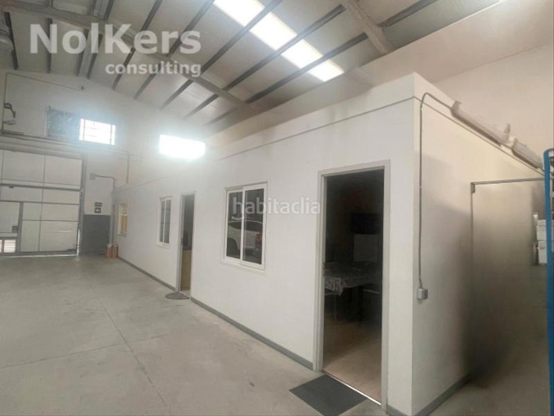 Foto 98977f92-9e0e-434d-9f3b-dd243bcbeaae. Location bâtiment à usage industriel dans Centre Hospitalet de Llobregat (L´)