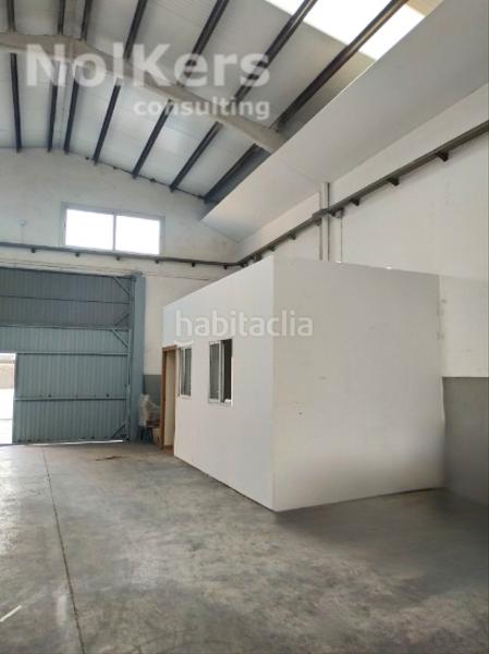 Foto f7a0eb1b-038f-4441-bca7-41b196abce45. Location bâtiment à usage industriel dans Centre Hospitalet de Llobregat (L´)