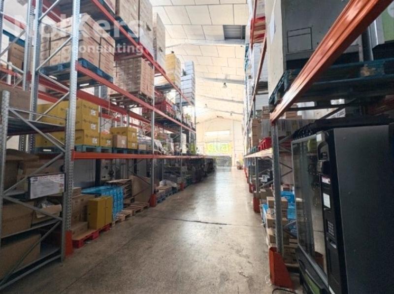 Foto 25679ca4-2974-463f-a38f-3a63cae593e9. Lloguer nau industrial amb calefacció a Pomar Badalona