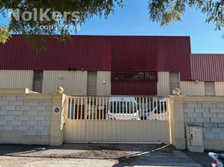 Lloguer Nau industrial a Pomar. Nave en alquiler en badalona