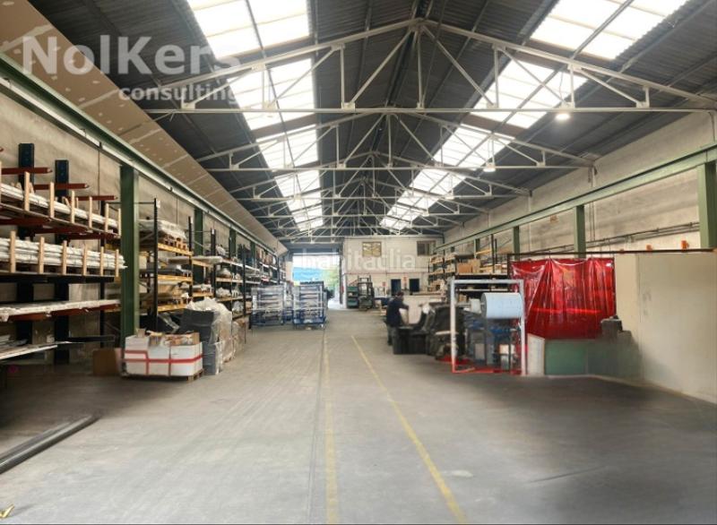 Foto d977dc3c-7610-4572-adb3-9215fa507e29. Industrial building with heating in Polinyà