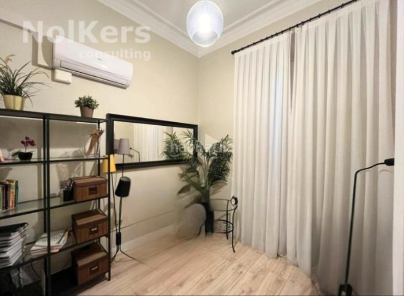 Foto a5f0e487-0958-4796-97f7-61e1b00b55b5. Rent office space with heating in Barri de les Corts Barcelona