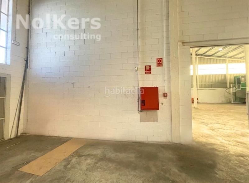 Foto 6c7e9389-f108-4768-9897-46f86501b125. Rent industrial building in Papiol (El)