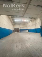 Fabrikhalle in Zona Industrial