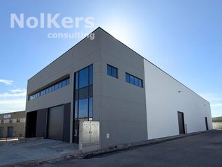 Affitto Capannone industriale in Polinyà. Nave tipo c en alquiler en polinya