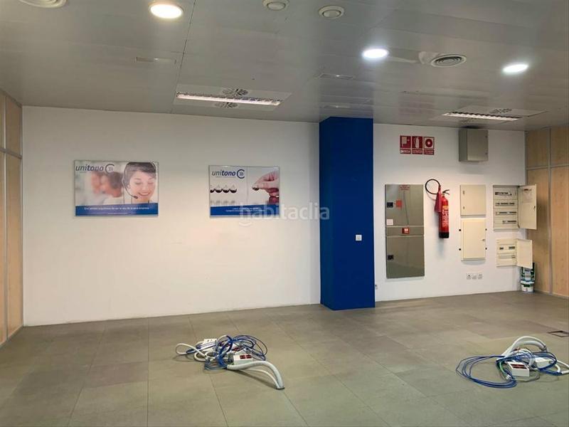 Foto 73d40384-b89e-4afb-b8fd-9f37fd353352. Miete büro mit heizung parking in Besòs - Maresme Barcelona