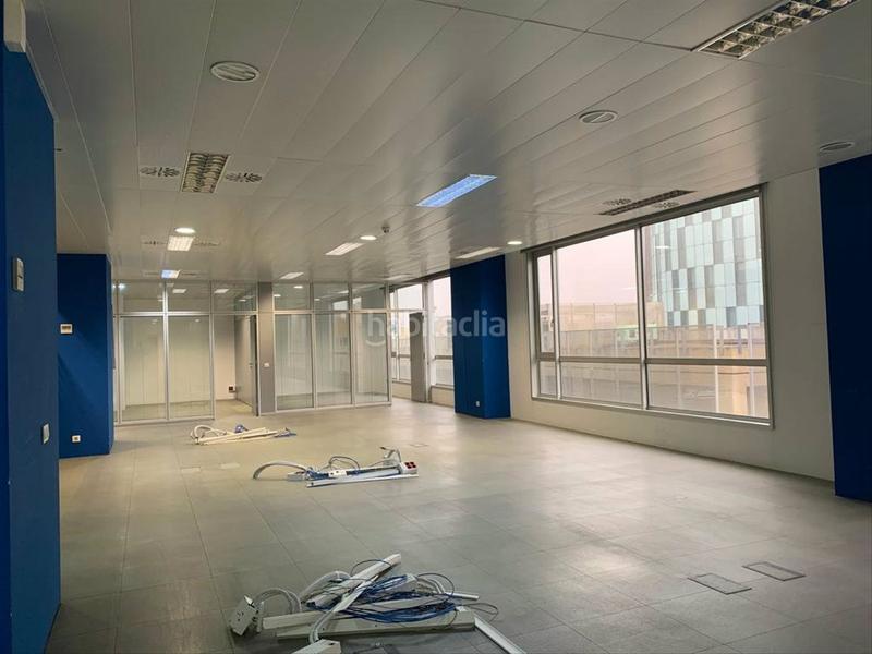 Foto 84995ef5-d63a-4e52-a1fc-d0a5fa73bb8a. Miete büro mit heizung parking in Besòs - Maresme Barcelona