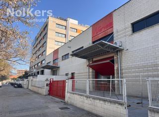Lloguer Nau industrial a La Marina del Prat Vermell. Nave en alquiler en l' hospitalet de llobregat