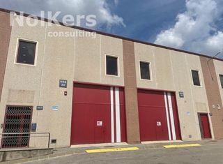 Lloguer Nau industrial a Abrera. Nave con instalaciones