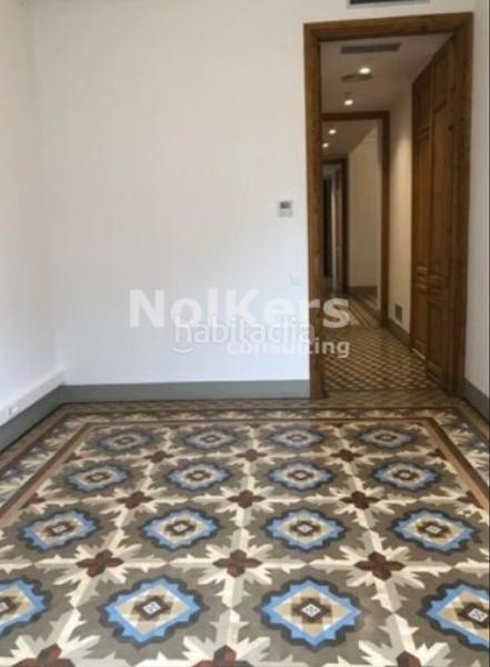 Foto a02c0014-0c40-410b-b7dd-eda4c5ce49ef. Location bureau avec chauffage dans Dreta de l´Eixample Barcelona