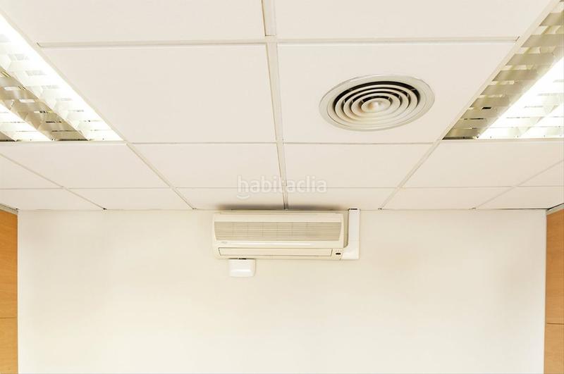 Foto 4f24c3e0-5cb8-4f4f-b899-9854f495442b. Alquiler oficina  plaza cataluña en Gòtic Barcelona