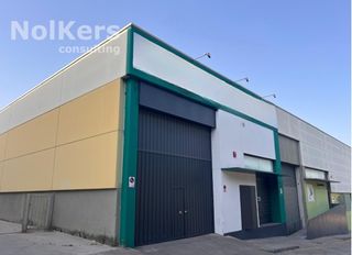 Lloguer Nau industrial a Pomar. Nave en alquiler en badalona