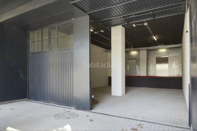 Foto 5c49d2c5-996b-4b00-ad5a-c3069fb58a13. Lloguer oficina amb calefacció aparcament a Centre Hospitalet de Llobregat (L´)