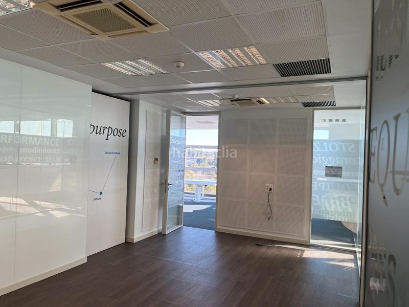 Foto c9f5cda9-e334-4d45-9b97-e615a6e1c176. Affitto ufficio con riscaldamento parcheggio in Volpelleres Sant Cugat del Vallès