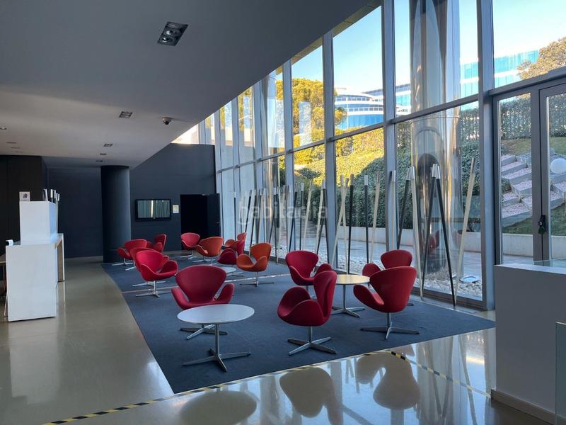 Foto be35366a-0d32-4b3a-b1be-f4c623618e4c. Location bureau avec chauffage parking dans Volpelleres Sant Cugat del Vallès