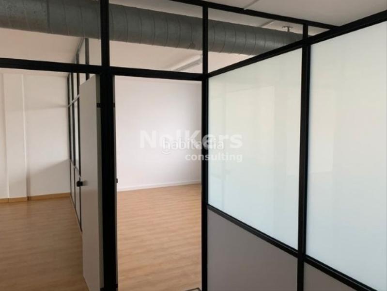 Foto ade1bba0-4857-476f-b32b-8ccd8ec11fe6. Affitto ufficio con riscaldamento in Centre-Cordelles Cerdanyola del Vallès