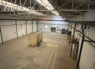 Lloguer Nau industrial  Travessía prat de la riba. Nave con puente grua en sant climent de llobregat