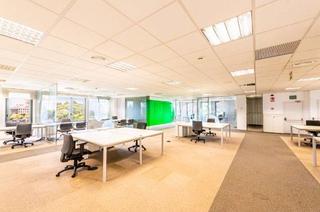 Alquiler Oficina  Avinguda alcalde barnils. Oficina en alquiler sant cugat