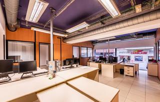 Bureau  Carrer de sardenya. Oficina en venta/alquiler en la calle sardenya