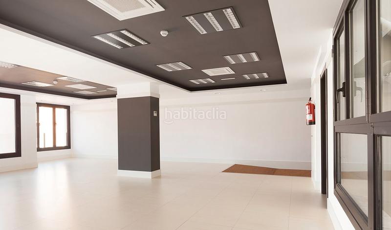 Foto 9fd23816-899a-4514-a357-b002b04c18f5. Miete büro mit heizung in Sants-Badal Barcelona