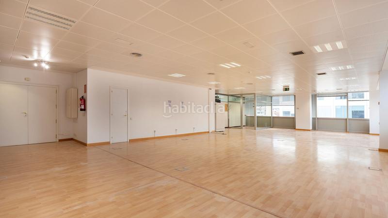 Foto 3907cc0c-4a42-4365-ac24-008b17cf4636. Location bureau avec chauffage dans Hostafrancs Barcelona