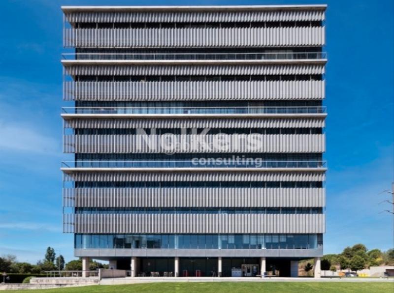 Foto 5108ebaf-aee2-4520-a631-68a2294d0b17. Lloguer oficina amb calefacció a Volpelleres Sant Cugat del Vallès