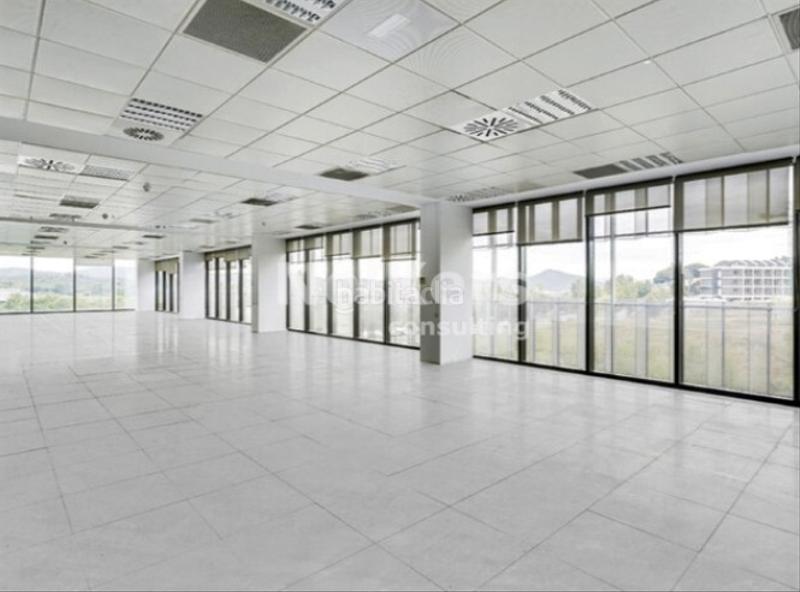 Foto 28ac5166-5563-4f43-8fb6-1e83da44b5aa. Miete büro mit heizung in Volpelleres Sant Cugat del Vallès