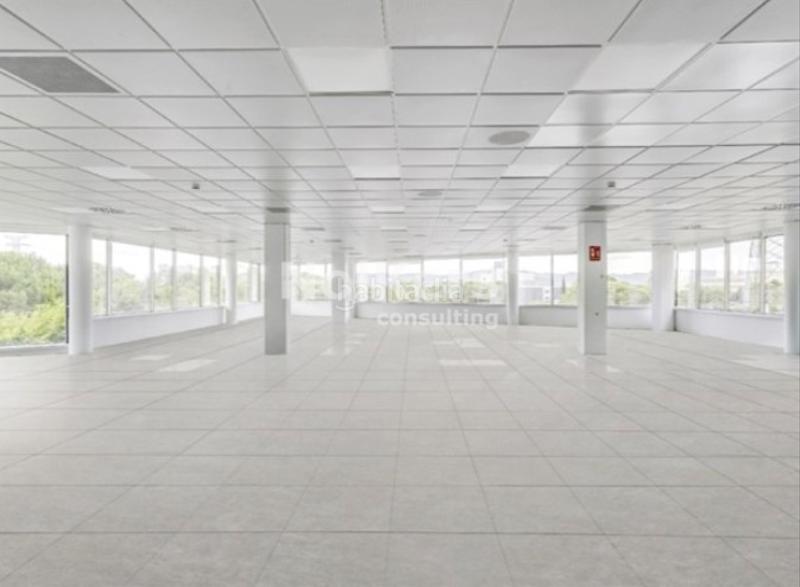 Foto f73bcdcd-4b6b-405b-9e61-e08932f7032e. Miete büro mit heizung in Volpelleres Sant Cugat del Vallès