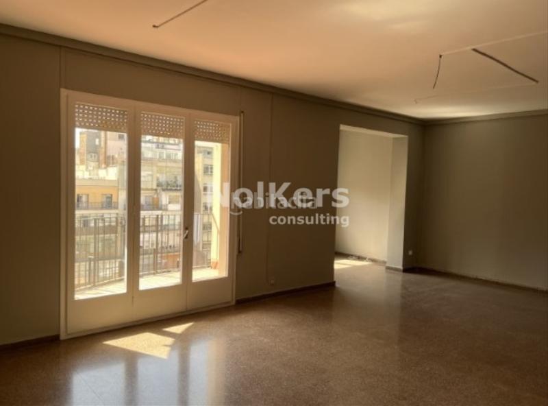 Foto 44e2a57d-1627-4d5a-a15c-a6794abd37b4. Rent office space with heating in Dreta de l´Eixample Barcelona