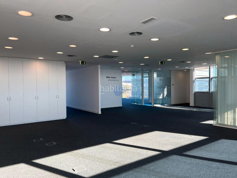 Foto 3d219033-25df-46cc-830f-332ee6eab1e3. Affitto ufficio con riscaldamento parcheggio in Volpelleres Sant Cugat del Vallès