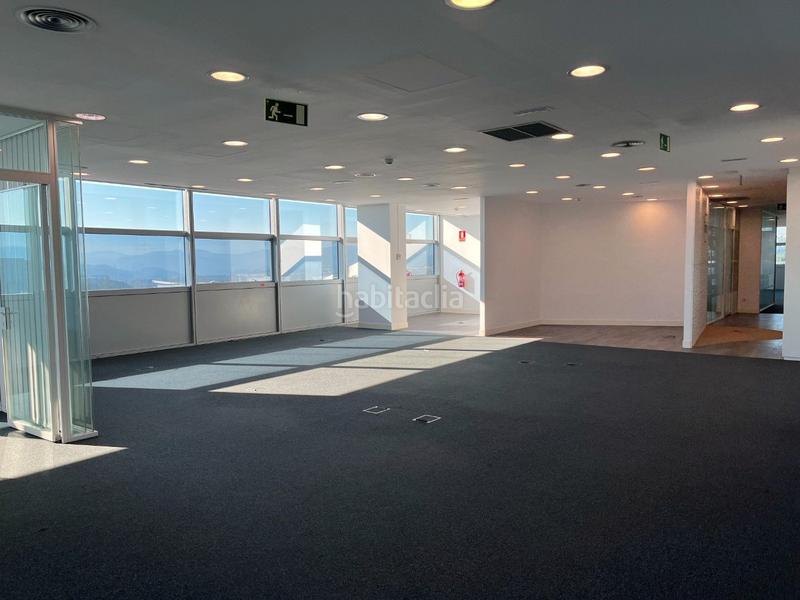 Foto be9a3636-e50d-49eb-b69a-b10e41346e80. Affitto ufficio con riscaldamento parcheggio in Volpelleres Sant Cugat del Vallès