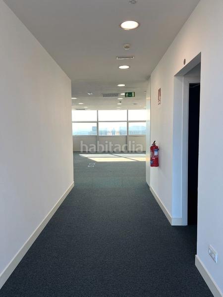 Foto 178e0239-48f4-4e2d-974c-d8ecbfd1d0b9. Location bureau avec chauffage parking dans Volpelleres Sant Cugat del Vallès