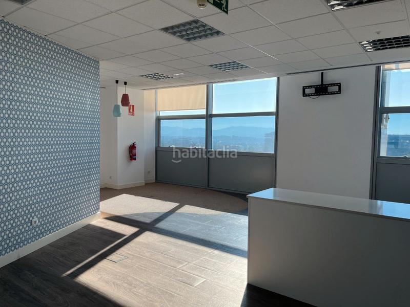 Foto 1dee7bee-a7f1-43fb-826a-055cd1bc7a42. Location bureau avec chauffage parking dans Volpelleres Sant Cugat del Vallès