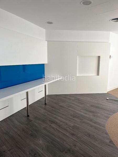 Foto 73f6e4b3-2bec-4ffb-bcd3-971746e5b3a8. Location bureau avec chauffage parking dans Volpelleres Sant Cugat del Vallès