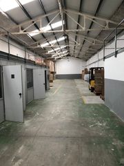 Alquiler Nave industrial en Lliçà de Vall. Nave industrial con oficinas