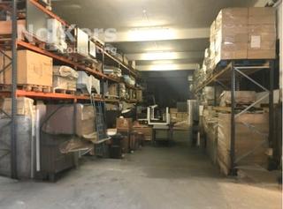 Lloguer Nau industrial a Almeda - El Corte Inglés. Nave corporativa con instalaciones completas