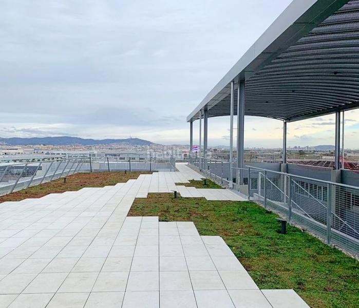 Foto 26bf3bd4-7ef0-4047-ac2b-cc36e0afdf4a. Alquiler local comercial bio-oficinas/local/almacén a estrenar en un edificio único en Viladecans