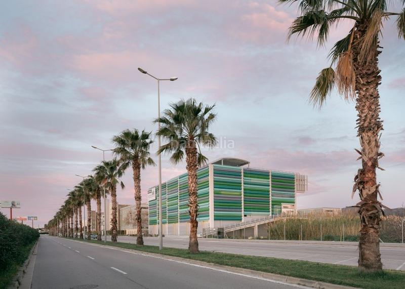 Foto ce9820de-757a-46b4-919e-b5ba2a4cedcf. Alquiler local comercial bio-oficinas/local/almacén a estrenar en un edificio único en Viladecans