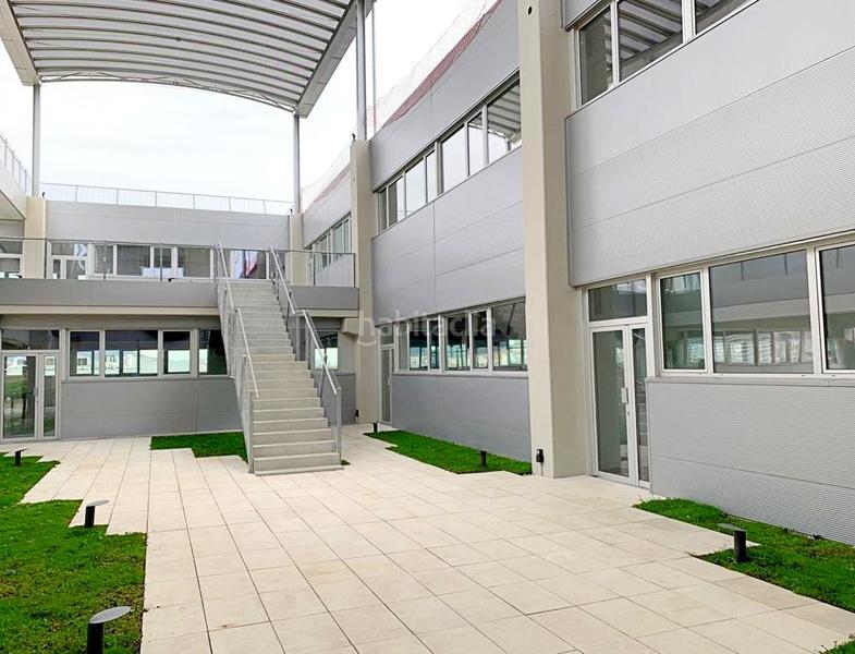 Foto eebb0a54-8e5b-4774-a069-15093deef75a. Alquiler local comercial bio-oficinas/local/almacén a estrenar en un edificio único en Viladecans
