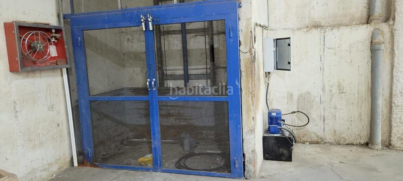 Foto 36a44978-0576-493c-842f-16f06b44081e. Nave industrial  en compra en Centre Ripollet