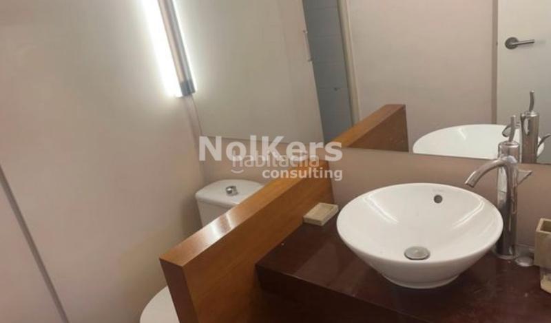 Foto f2d44ee7-84f2-49c6-9595-d325335dab97. Location bureau avec chauffage dans La Nova Esquerra de l´Eixample Barcelona