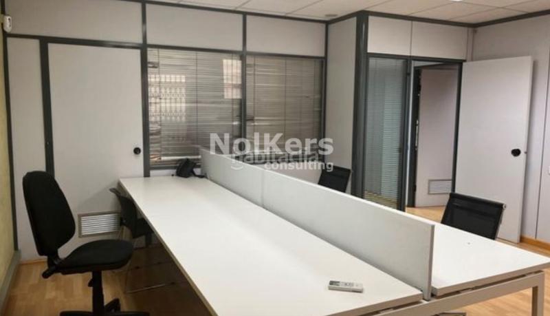 Foto 7a30dbe1-7d54-4905-a1c1-bff0bf9bfd59. Rent office space with heating in La Nova Esquerra de l´Eixample Barcelona