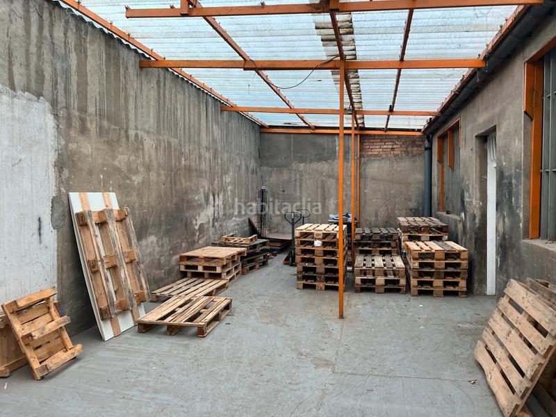 Foto e1f6079b-f2d2-498e-8c0d-a130495f209c. Nau industrial a Centre Hospitalet de Llobregat (L´)