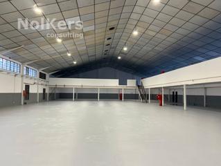 Lloguer Nau industrial a Sant Joan-TV3. Nave con patios privativos