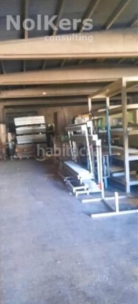 Foto 0f29eaa2-c73c-4ed2-8b7b-8bec3f2ed7fb. Fabrikhalle mit heizung in Avinyó