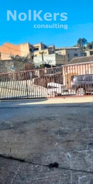 Foto 8a70c76f-ceff-4488-84b8-4e80de0482cd. Fabrikhalle mit heizung in Avinyó