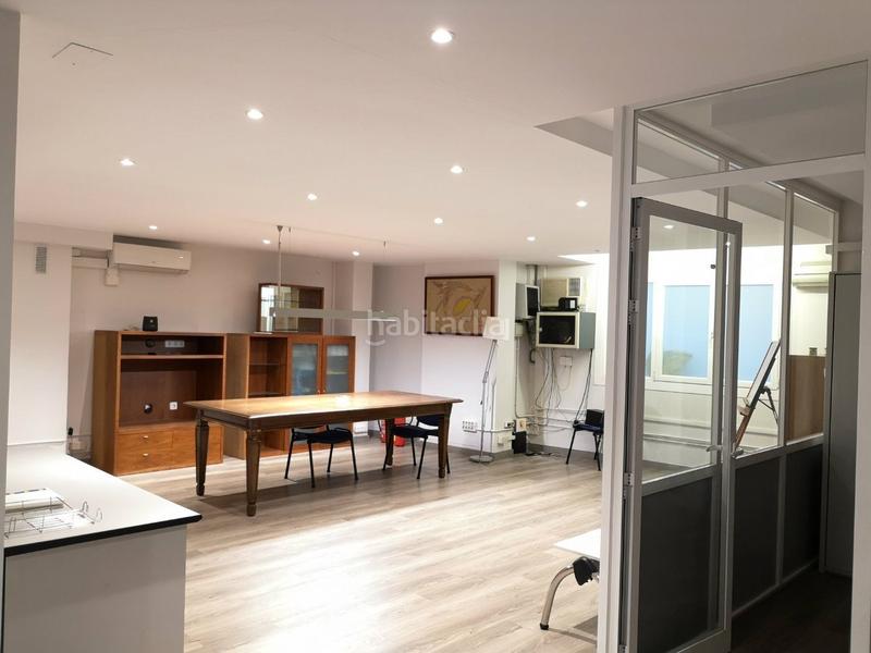 Foto 8c288032-3dc2-4912-9435-3a4380341b85. Affitto ufficio con riscaldamento parcheggio in Barri de les Corts Barcelona