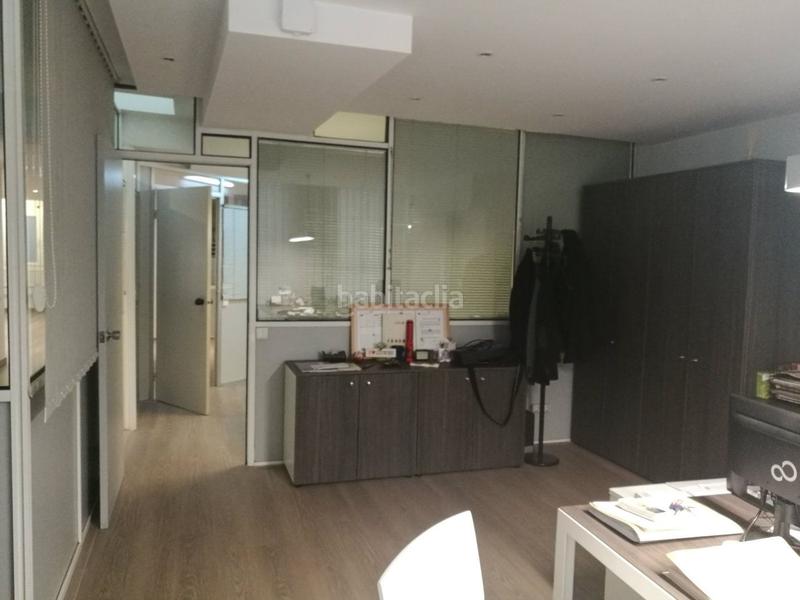 Foto 7d9bb752-fbd9-491e-bd48-d57381c0b732. Location bureau avec chauffage parking dans Barri de les Corts Barcelona