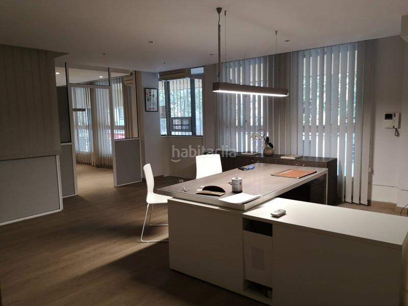 Foto ce1bf6b6-cbcf-4323-a1d0-95f0c7103a95. Location bureau avec chauffage parking dans Barri de les Corts Barcelona